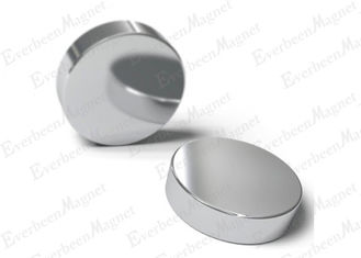 China Disc Industrial Rare Earth Magnets 20mm X 2mm , N52 High Remanence Strong Earth Magnets supplier