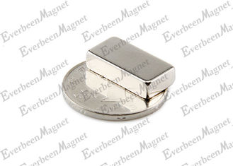 China 20 * 10*5mm NdFeB Block Magnets , N50 Neodymium Block Magnets For Guitar supplier