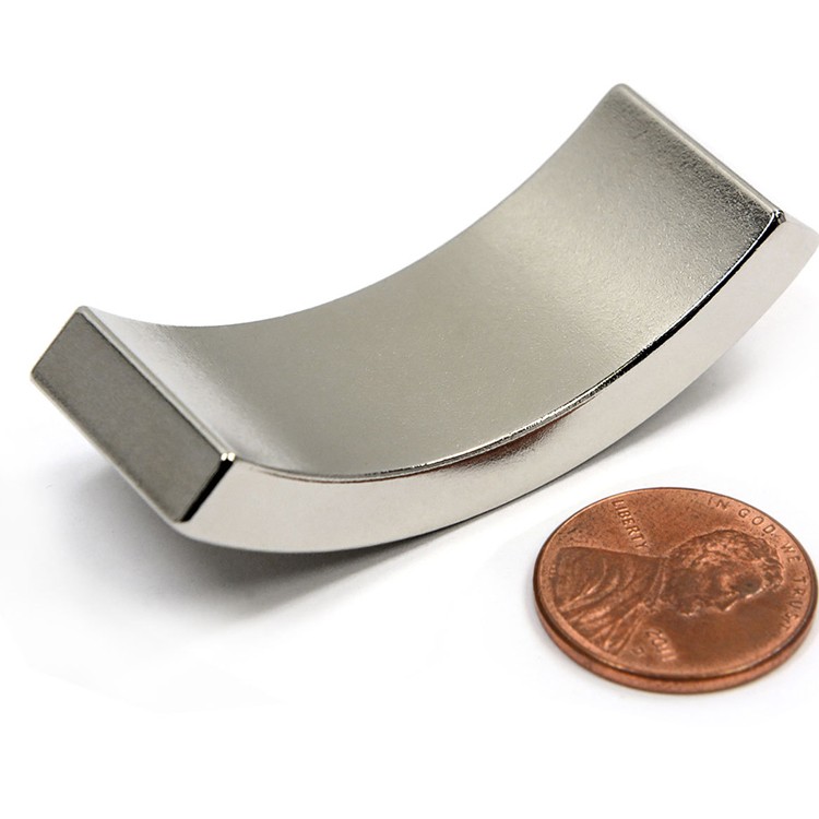 Can a strong magnet absorb stainless steel?
